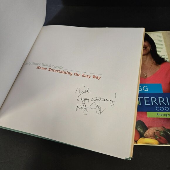 Lot (3) Holly Clegg Autographed Cookbooks Gulf Coast Trim & Terrific Signed - Picture 4 of 13